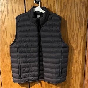32 Degrees Men's Black Quilted Vest